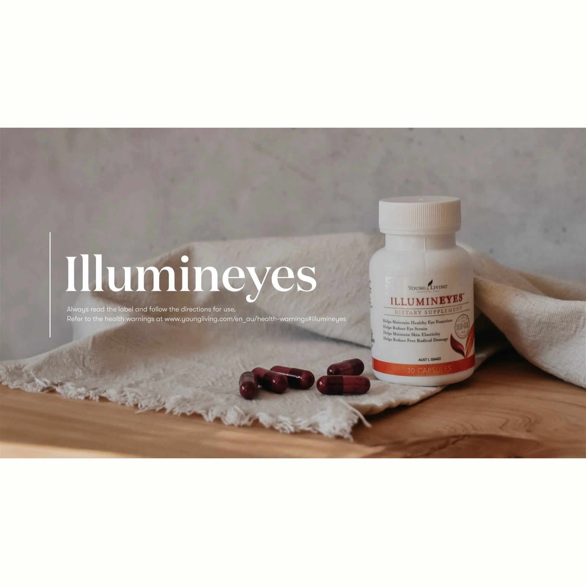 Young Living Illumineyes supplement op een houten oppervlak met linnen doek en capsules – ondersteunt zicht, bescherming tegen blauw licht en anti-aging.