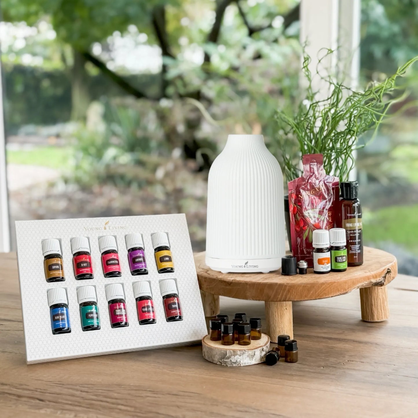 Complete Young Living Starterkit met diffuser, etherische oliën en NingXia Red – dé cadeau-optie voor moederdag, vaderdag of als ondersteuning bij perimenopauze, hoofdpijn en focusproblemen.
