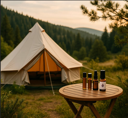 Natuurlijke EHBO-kit met essentiële oliën op vakantie – veilig, effectief en eenvoudig toepasbaar voor buikklachten, insecten en zonverzorging.