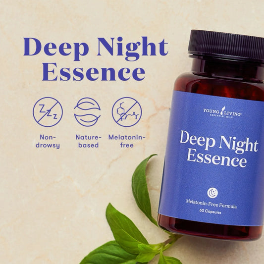 Deep Night Essence van Young Living – plantaardig slaapmiddel zonder suf gevoel, vegan & melatoninevrij, met lavendel en groene thee.