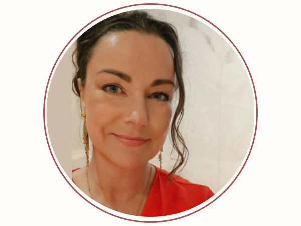 Profielfoto van Suzanne in een rond pictogram