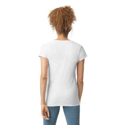 Achteraanzicht van wit dames T-shirt met comfortabele pasvorm – stijlvol en passend bij de aromatherapie lifestyle van Young Living gebruikers.