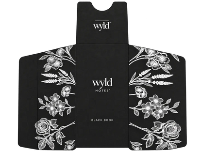 Zwarte Wyld Notes parfumverpakking voor Black Book met witte botanische illustraties en het Wyld Notes-logo.